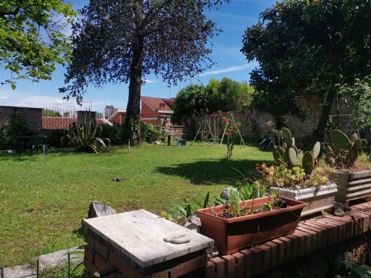Affitto Due Camere, Due Bagni In Villa ローマ エクステリア 写真